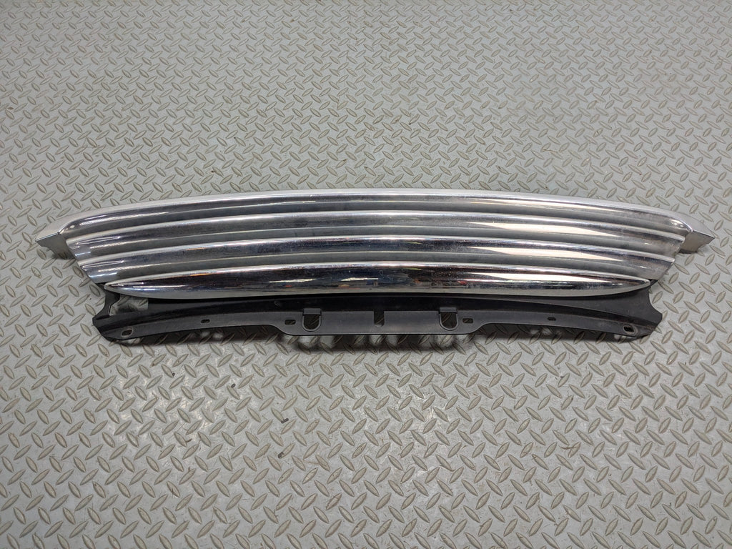 2010 - 2013 OEM MINI COOPER FRONT BUMPER MOUNTED UPPER GRILLE ASSEMBLY CHROME
