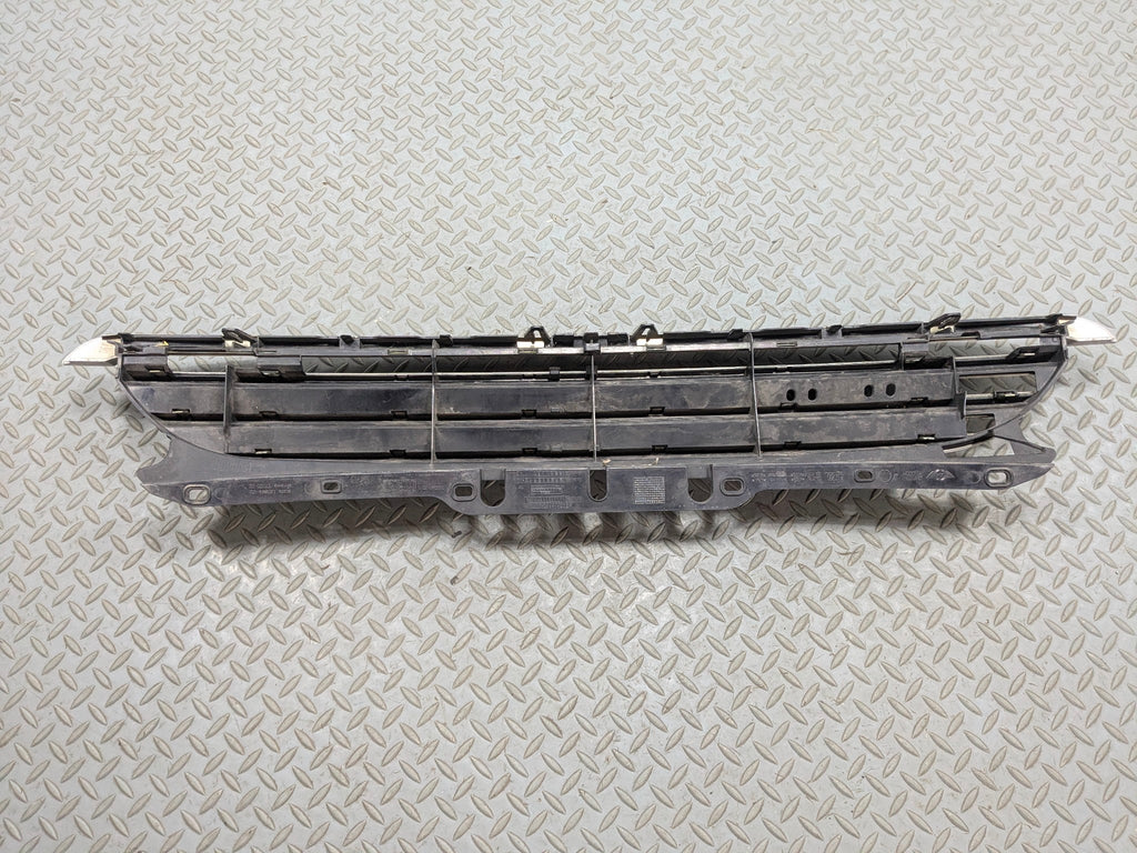 2010 - 2013 OEM MINI COOPER FRONT BUMPER MOUNTED UPPER GRILLE ASSEMBLY CHROME