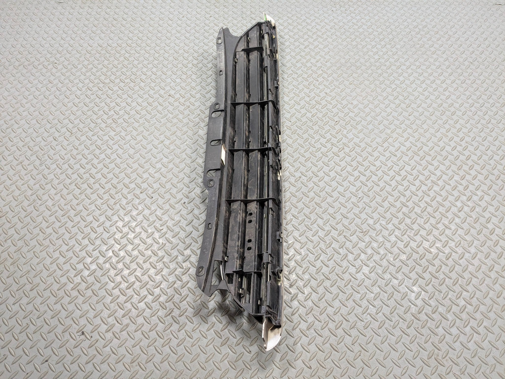 2010 - 2013 OEM MINI COOPER FRONT BUMPER MOUNTED UPPER GRILLE ASSEMBLY CHROME