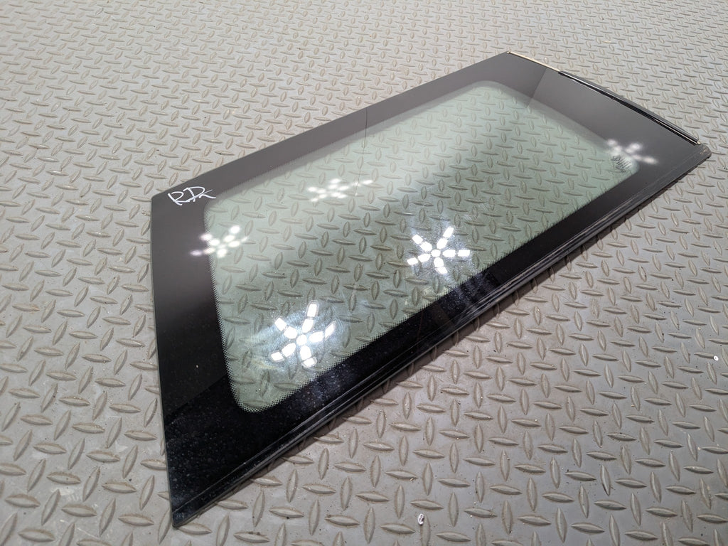 2010 - 2013 OEM MINI COOPER REAR RIGHT PASSENGER SIDE QUARTER WINDOW GLASS HT