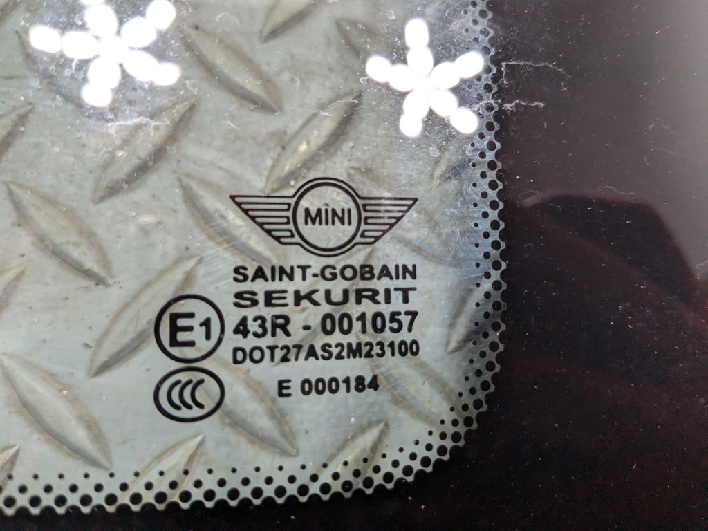 2010 - 2013 OEM MINI COOPER REAR RIGHT PASSENGER SIDE QUARTER WINDOW GLASS HT
