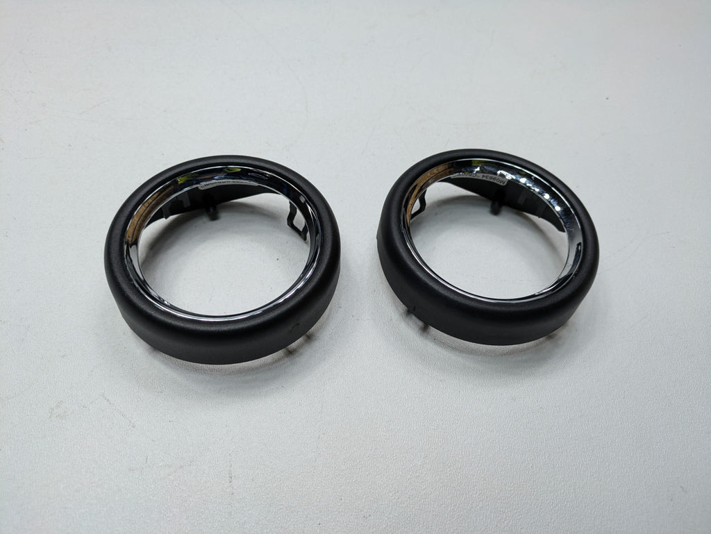 10 - 13 OEM MINI COOPER FRONT RIGHT PASSENGER SIDE AIR VENT BEZEL TRIM PANEL SET