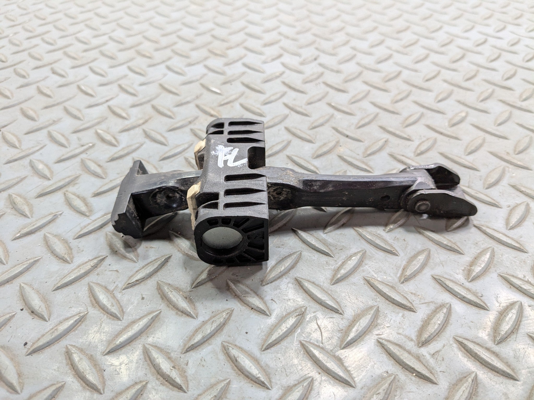 2010 - 2013 OEM MINI COOPER FRONT LEFT DRIVER SIDE CHECK STRAP DOOR STOPPER