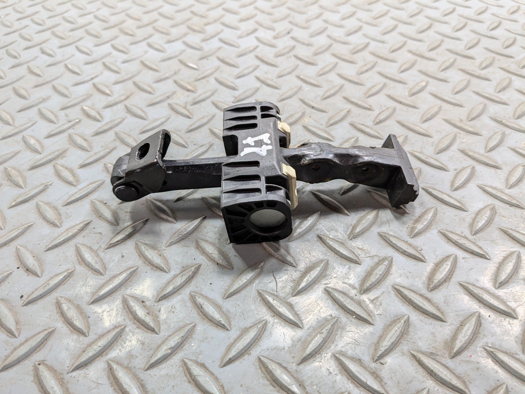 2010 - 2013 OEM MINI COOPER FRONT RIGHT PASSENGER SIDE CHECK STRAP DOOR STOPPER