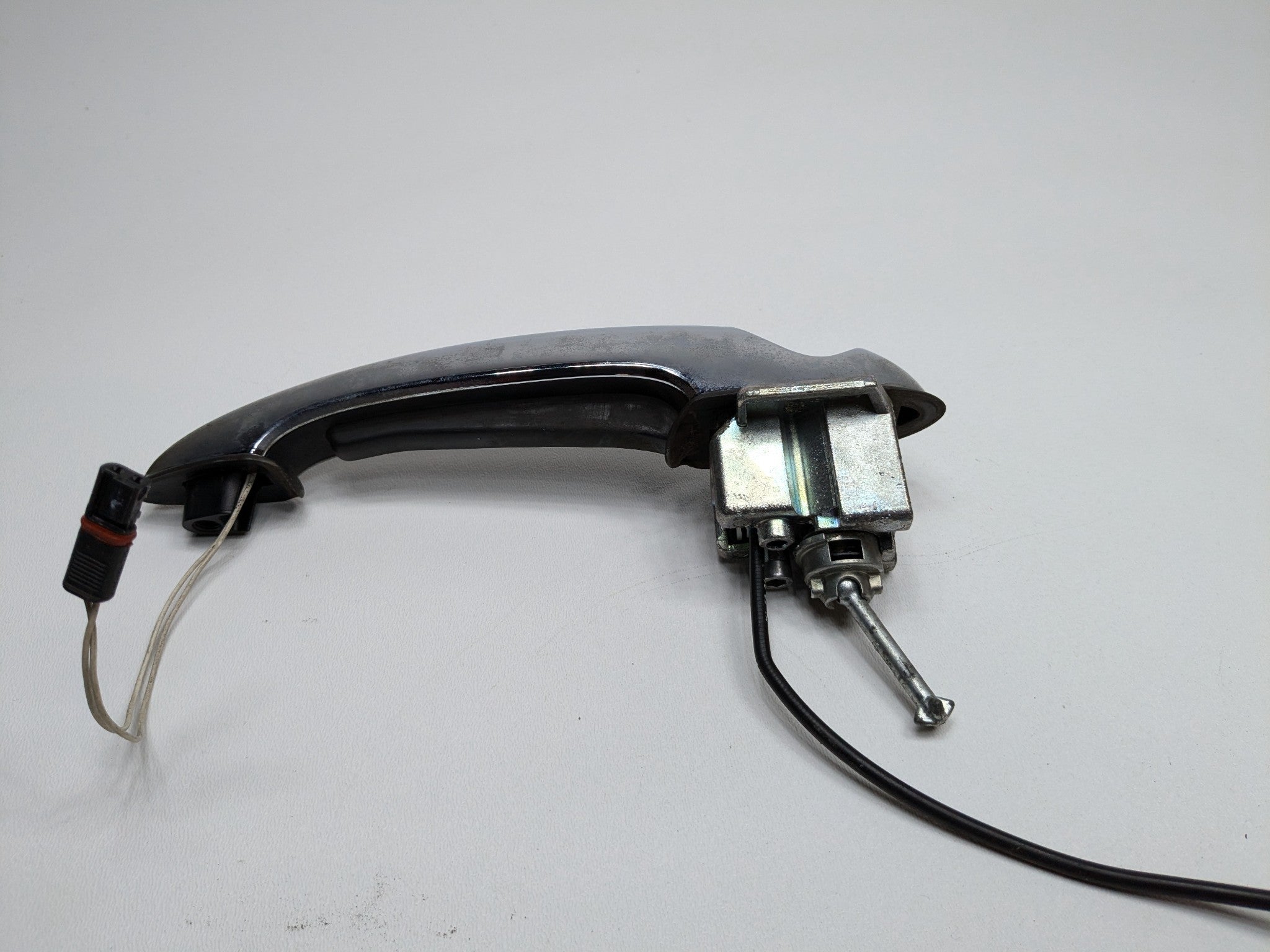 2010 - 2013 OEM MINI COOPER LEFT DRIVER EXTERIOR DOOR HANDLE ASSEMBLY CHROME