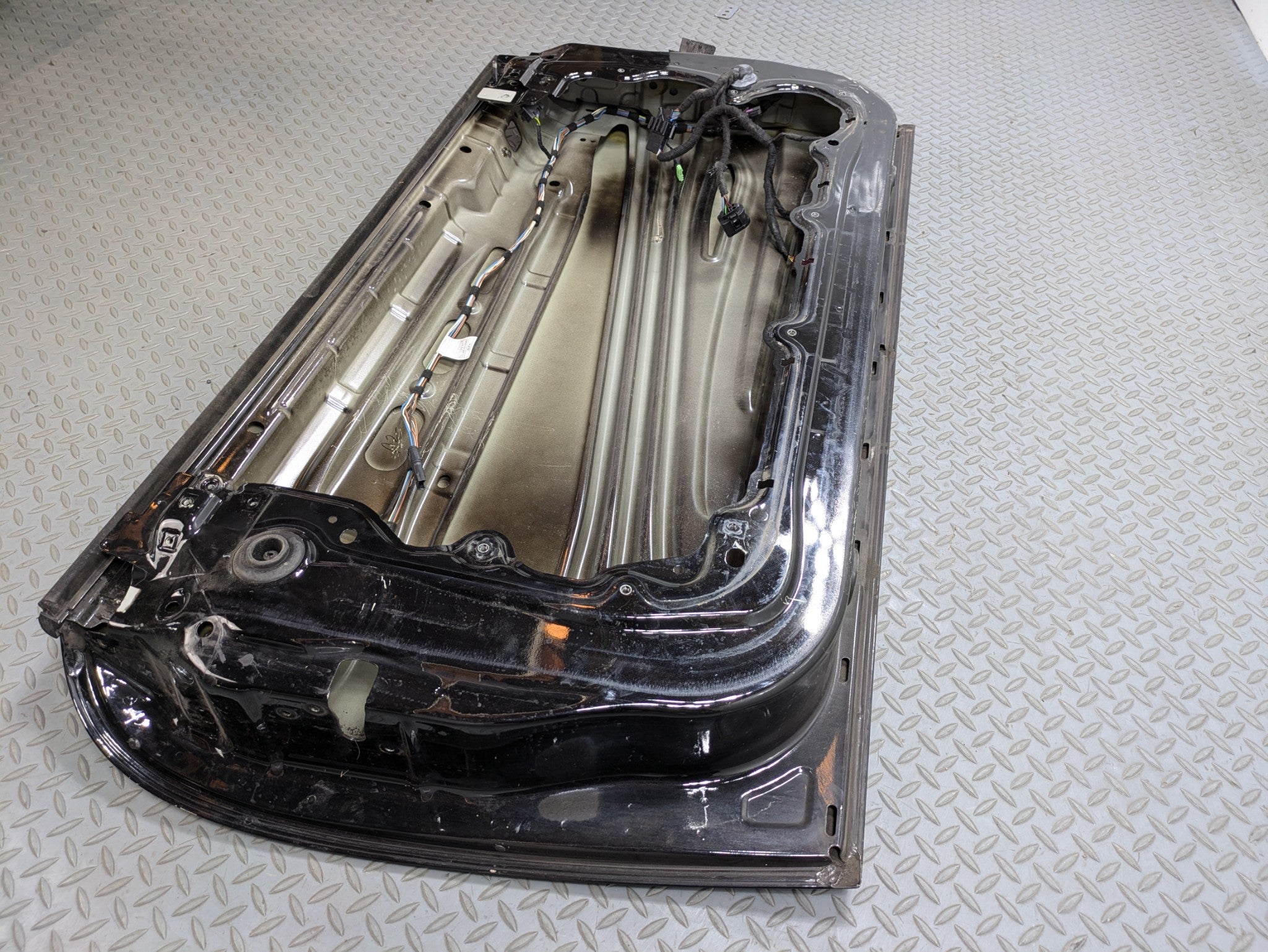 2010 - 2013 OEM MINI COOPER FRONT LEFT SIDE DOOR SHELL PANEL MIDNIGHT BLACK