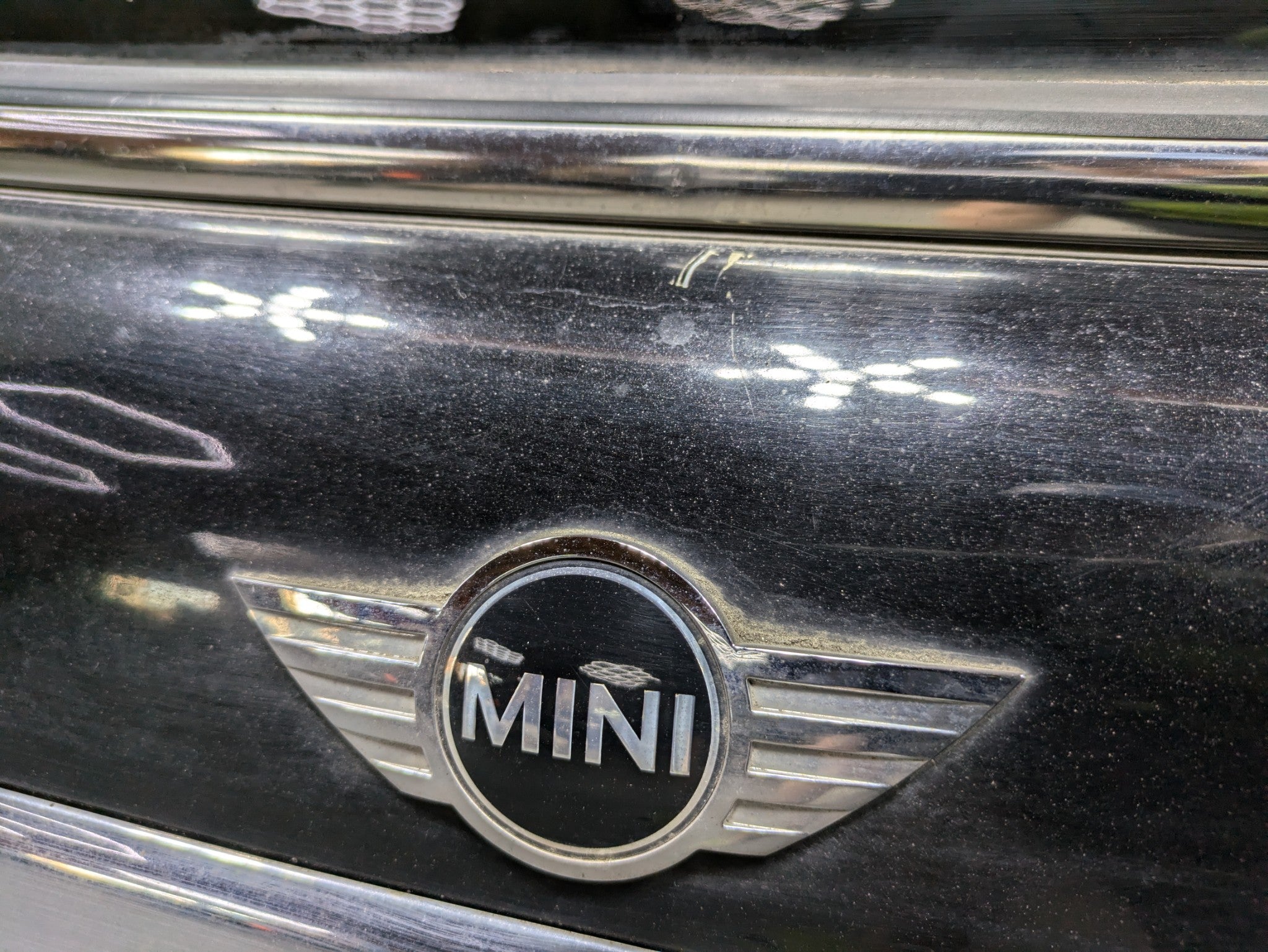 10 - 13 OEM MINI COOPER TAILGATE SHELL PANEL WITH GLASS ASSEMBLY MIDNIGHT BLACK