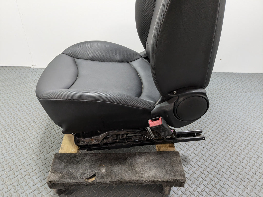 2010 - 2013 OEM MINI COOPER FRONT RIGHT PASSENGER SIDE SEAT ASSEMBLY BLACK