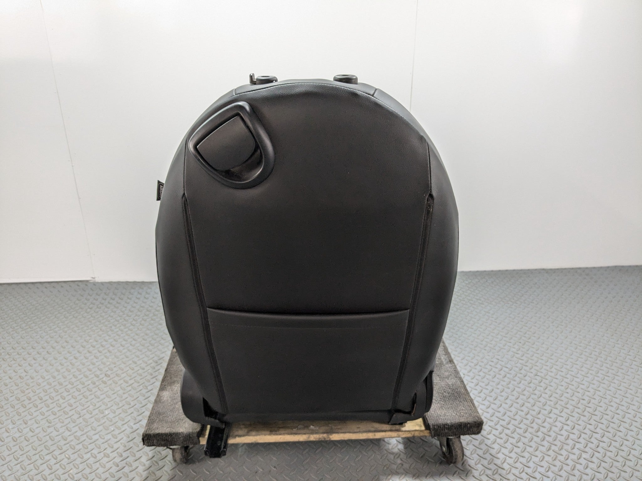 2010 - 2013 OEM MINI COOPER FRONT LEFT DRIVER SIDE SEAT ASSEMBLY BLACK