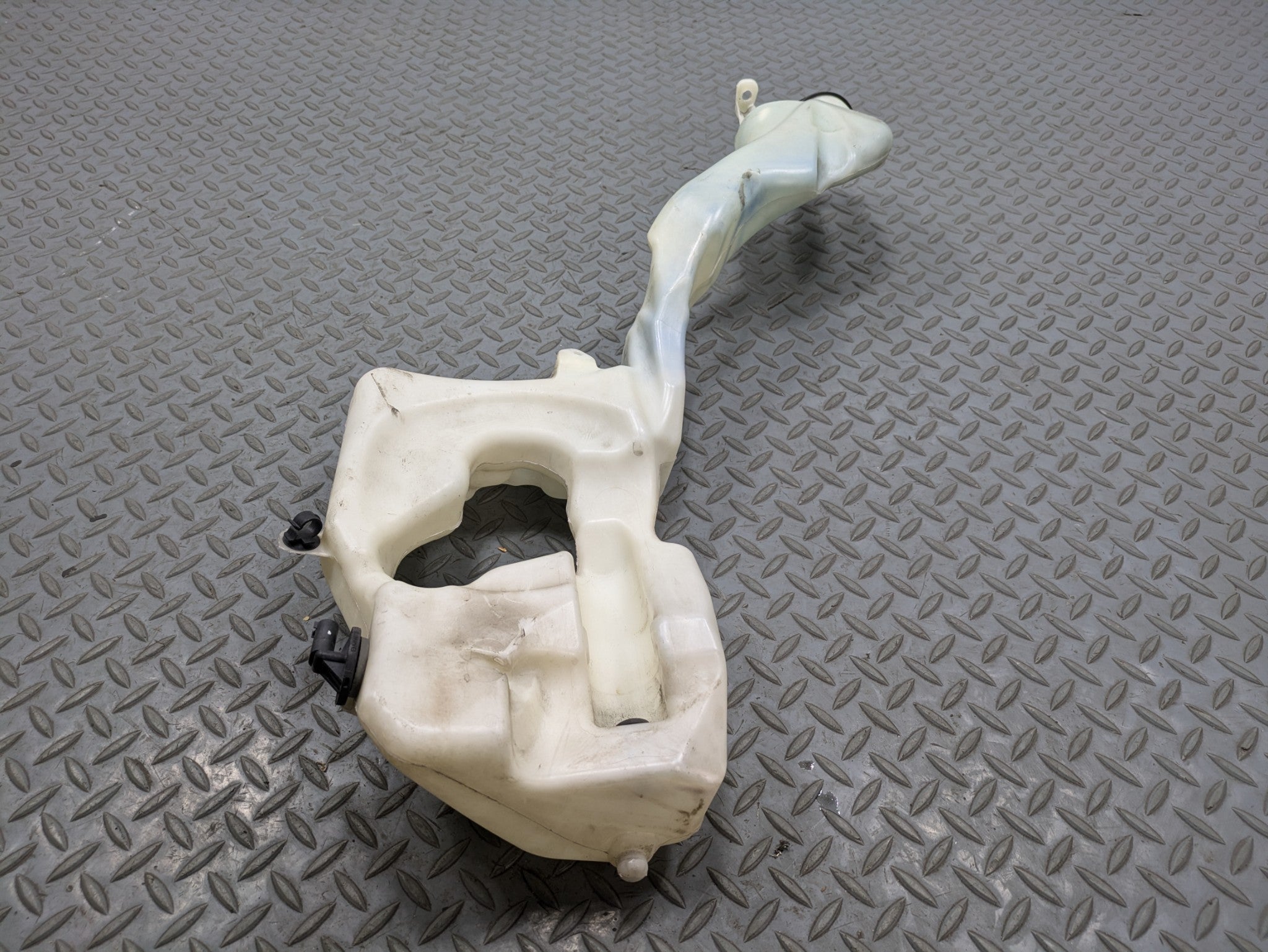 2010 - 2013 OEM MINI COOPER WINDSHIELD WASHER BOTTLE FLUID RESERVOIR TANK