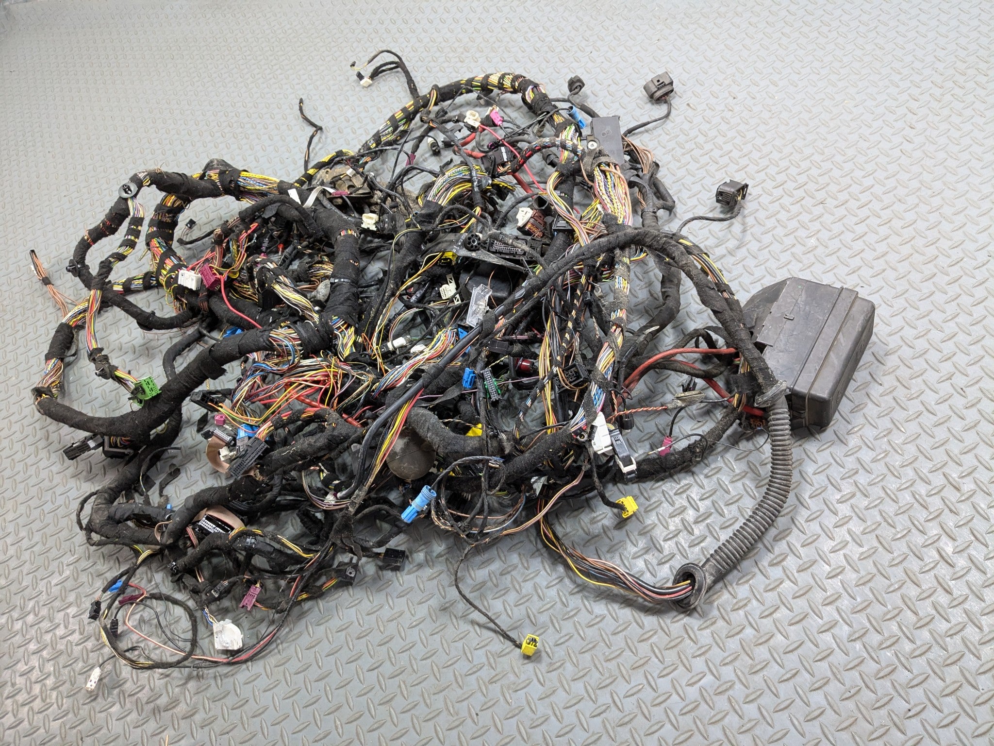 2010 - 2013 OEM MINI COOPER INTERIOR BODY WIRE HARNESS CABLE AND CONNECTOR