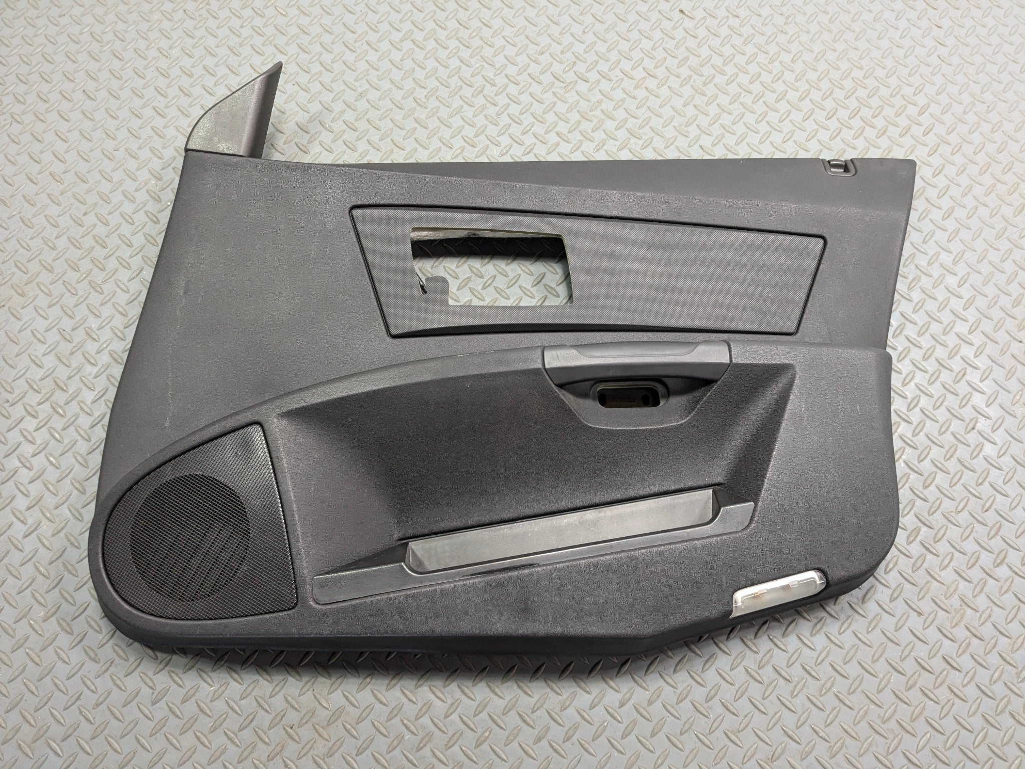 2005 - 2007 OEM CADILLAC CTS FRONT RIGHT PASSENGER SIDE INTERIOR DOOR TRIM PANEL
