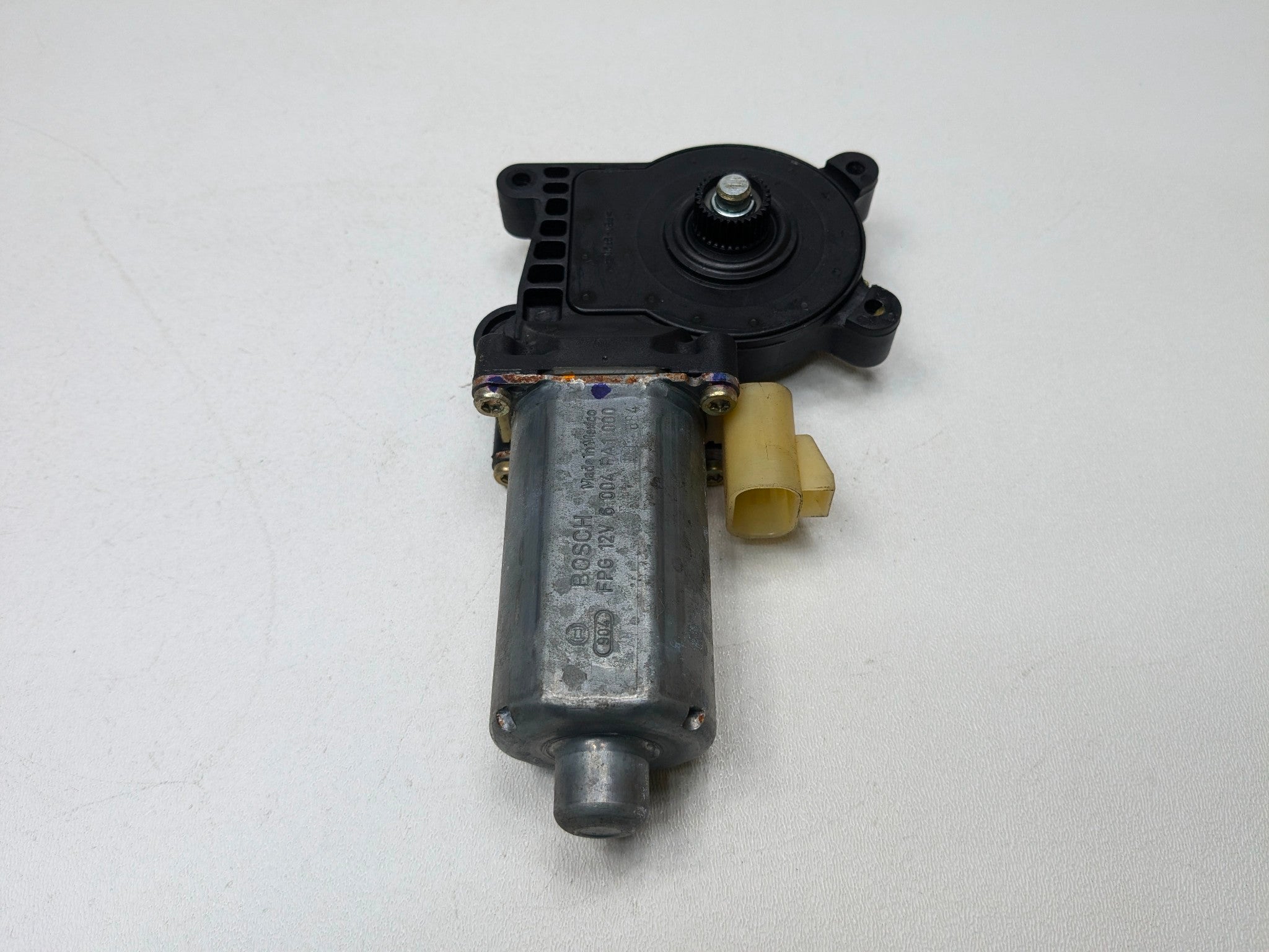 2005 - 2007 OEM CADILLAC CTS REAR RIGHT PASSENGER SIDE POWER WINDOW MOTOR