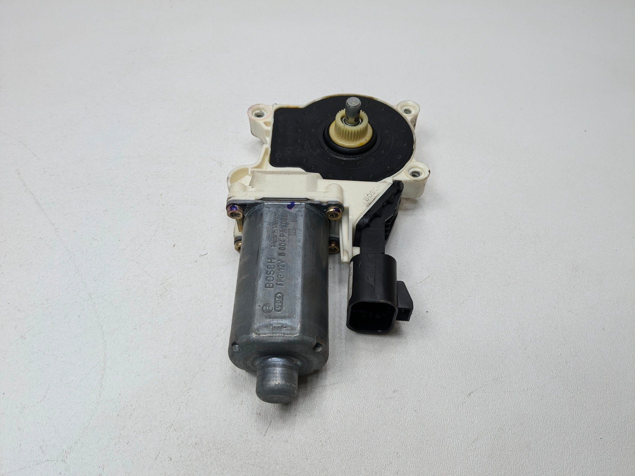2005 - 2007 OEM CADILLAC CTS FRONT LEFT DRIVER SIDE POWER WINDOW MOTOR