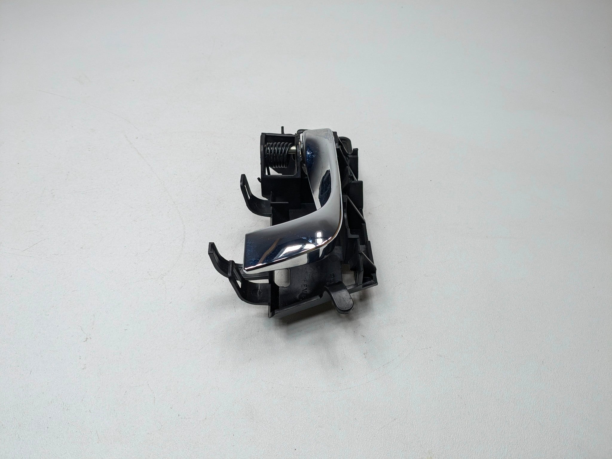 05 - 07 OEM CADILLAC CTS REAR RIGHT PASSENGER SIDE INTERIOR DOOR HANDLE CHROME