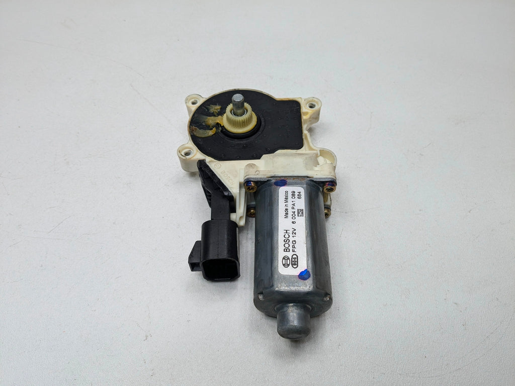 2005 - 2007 OEM CADILLAC CTS FRONT RIGHT PASSENGER SIDE POWER WINDOW MOTOR