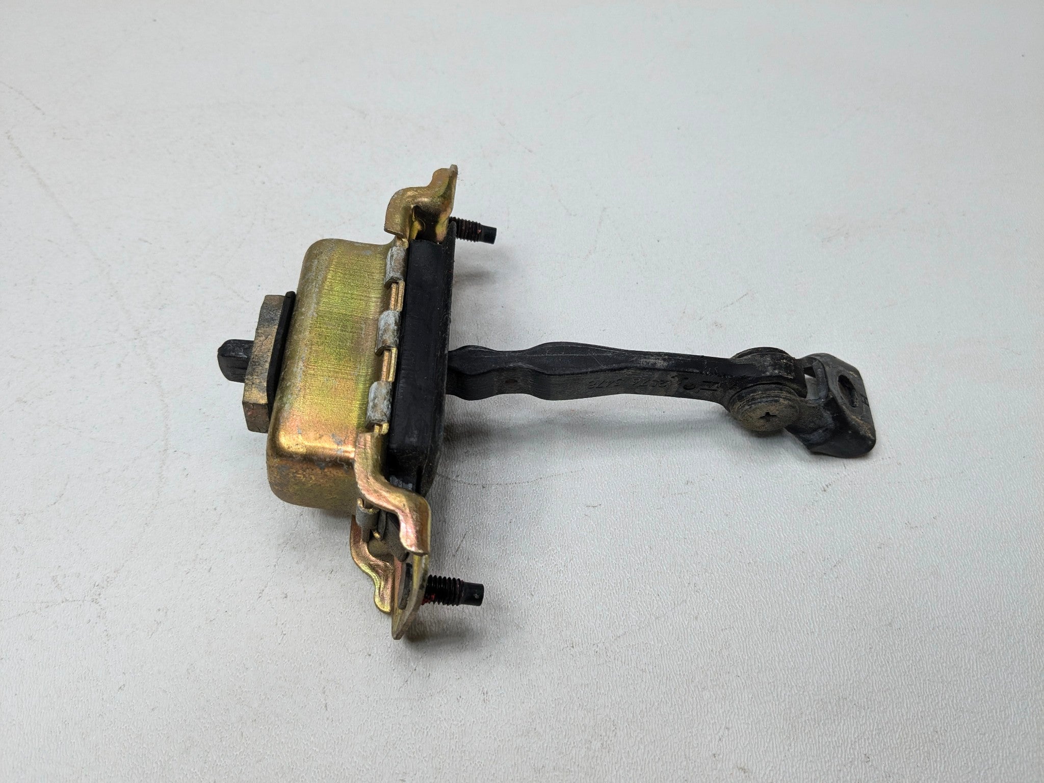 2005 - 2007 OEM CADILLAC CTS FRONT LEFT DRIVER SIDE DOOR CHECK STRAP STOPPER