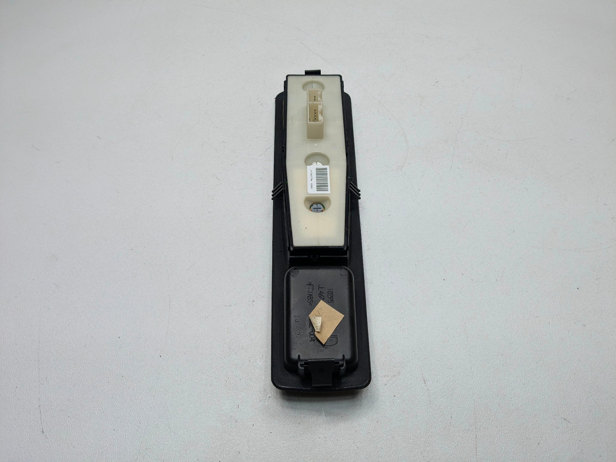2005 - 2007 OEM CADILLAC CTS FRONT LEFT MASTER WINDOW AND MIRROR CONTROL SWITCH