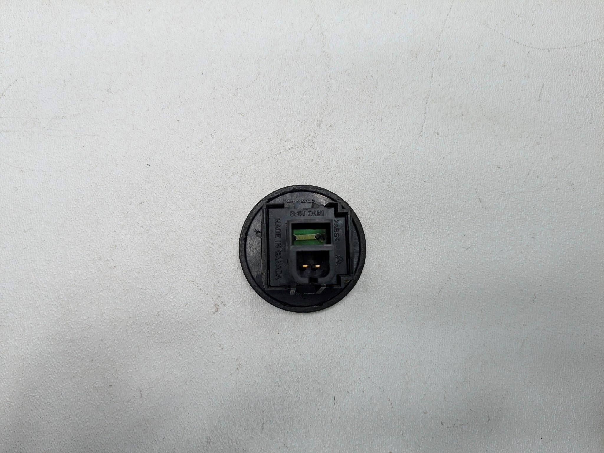 2005 - 2007 OEM CADILLAC CTS FRONT LEFT DRIVER SIDE TRUNK CONTROL SWITCH