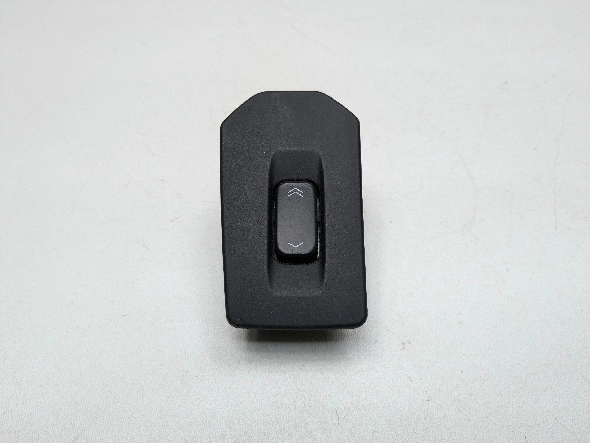 2005 - 2007 OEM CADILLAC CTS REAR LEFT DRIVER SIDE DOOR WINDOW SWITCH BLACK
