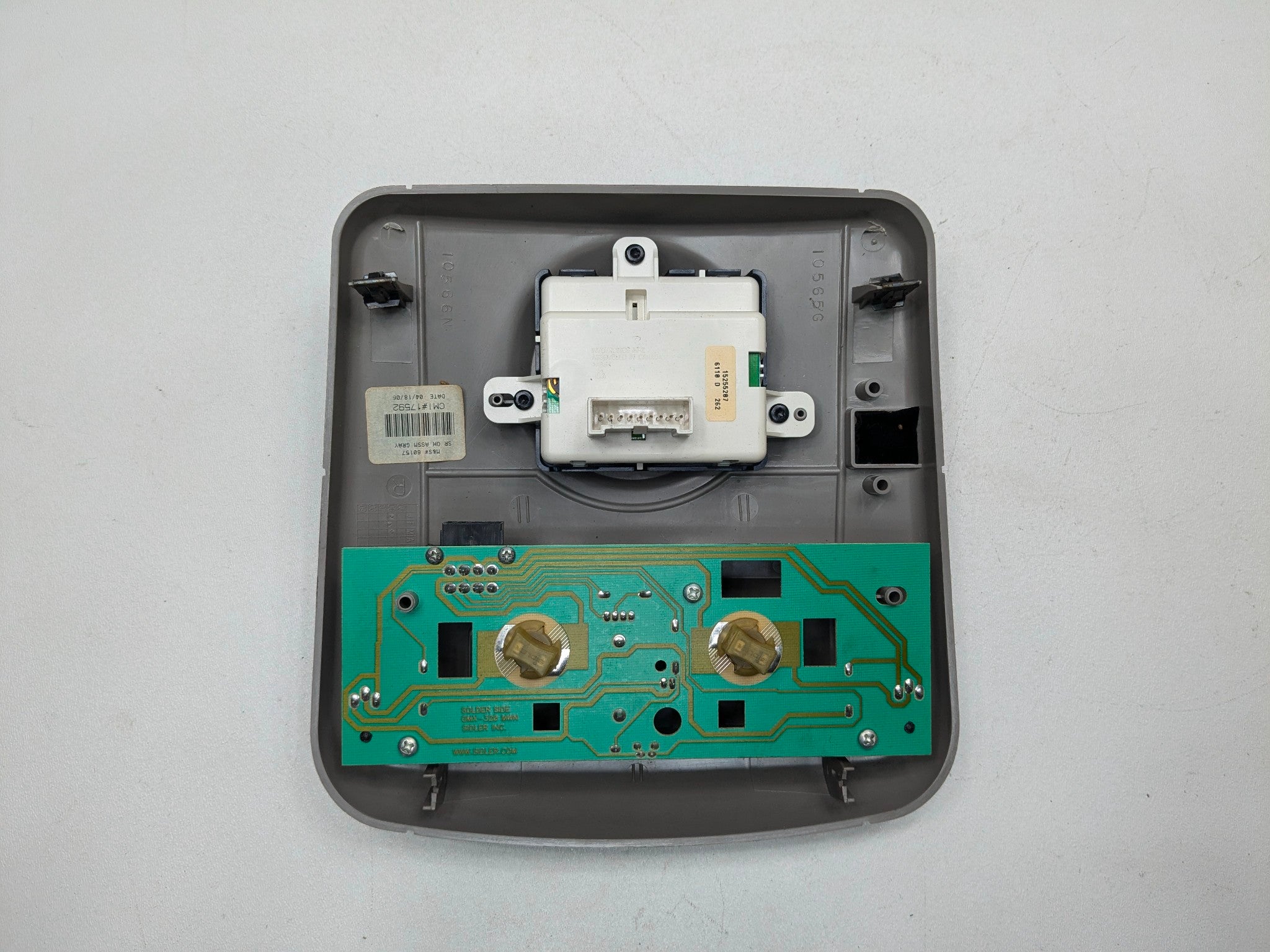 2005 - 2007 OEM CADILLAC CTS FRONT OVERHEAD CONSOLE DOME LIGHT SWITCH ASSEMBLY