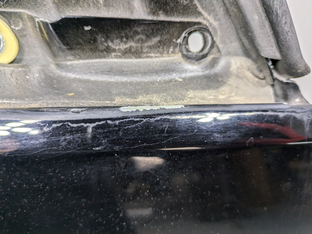 2005 - 2007 OEM CADILLAC CTS FRONT RIGHT PASSENGER SIDE DOOR SHELL PANEL BLACK