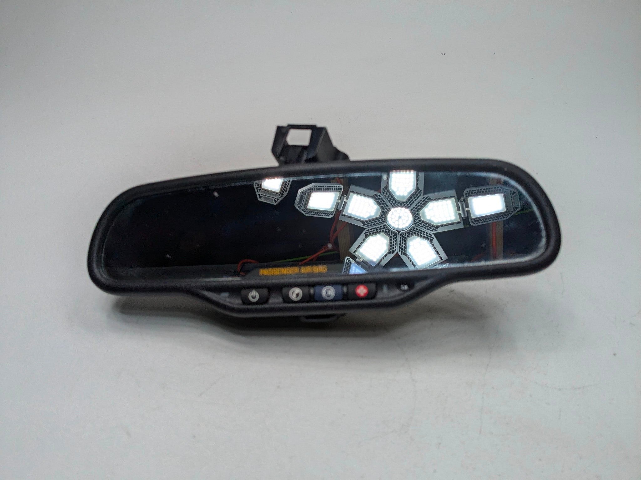 05 - 07 OEM CADILLAC CTS REAR VIEW MIRROR WITH TELEMATICS ONSTAR OPT UE1 COMPASS