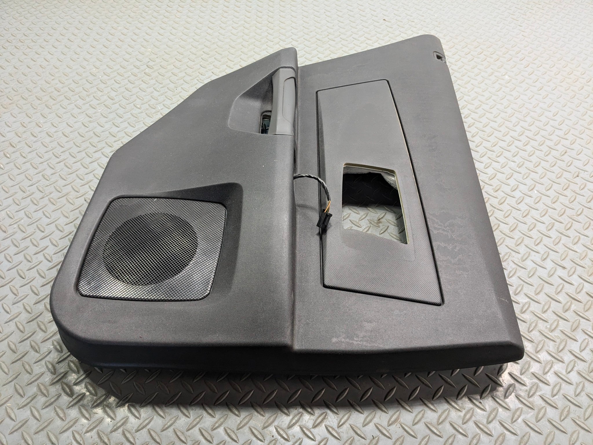 2005 - 2007 OEM CADILLAC CTS REAR LEFT DRIVER SIDE INTERIOR DOOR TRIM PANEL