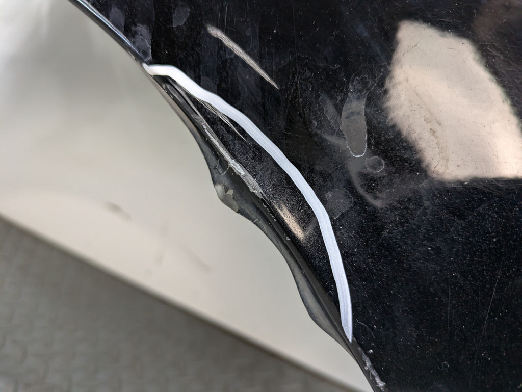 2005 - 2007 OEM CADILLAC CTS LEFT DRIVER SIDE FENDER COVER PANEL BLACK
