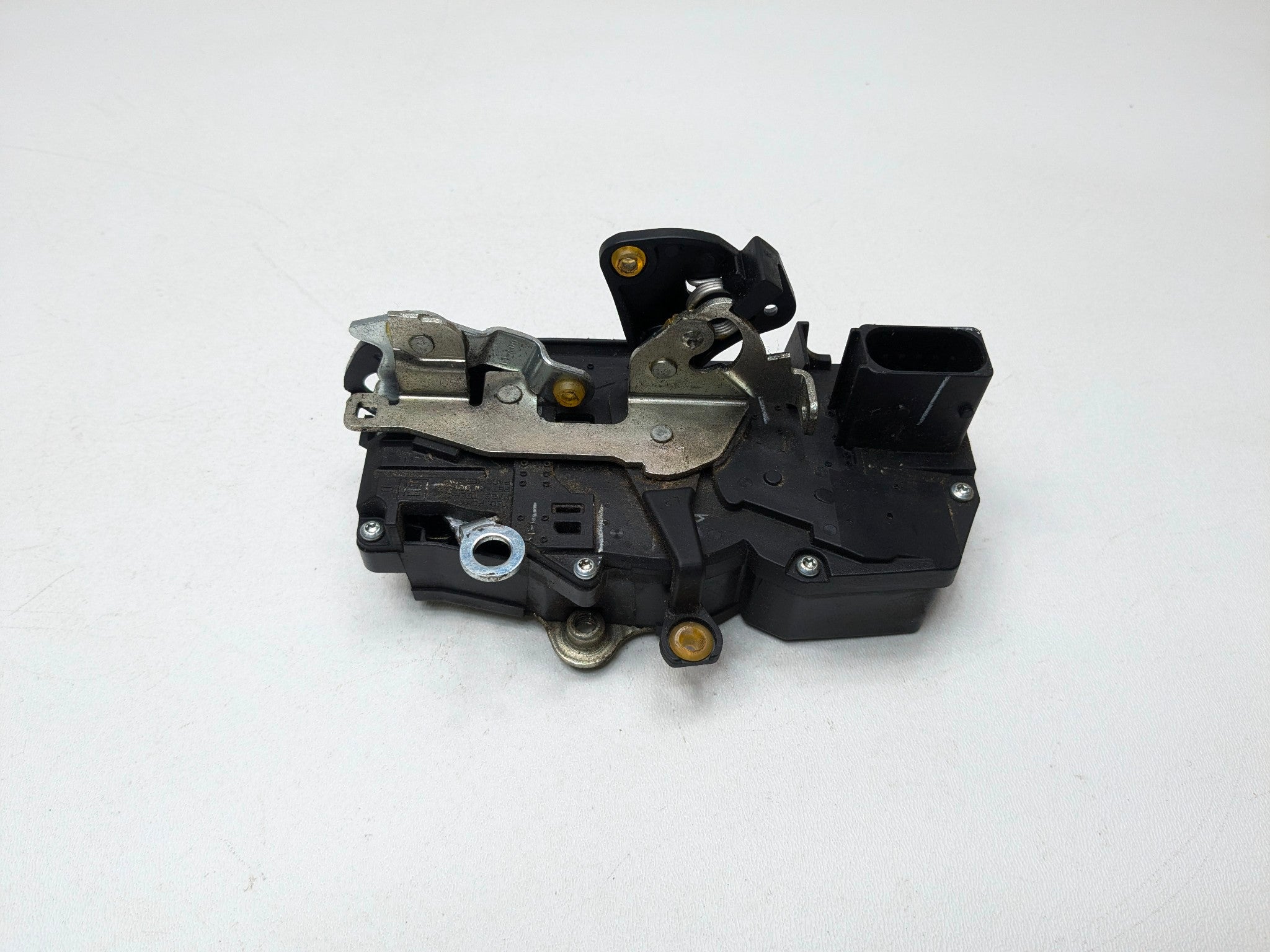 2005 - 2007 OEM CADILLAC CTS FRONT LEFT DRIVER SIDE DOOR LATCH LOCK ACTUATOR