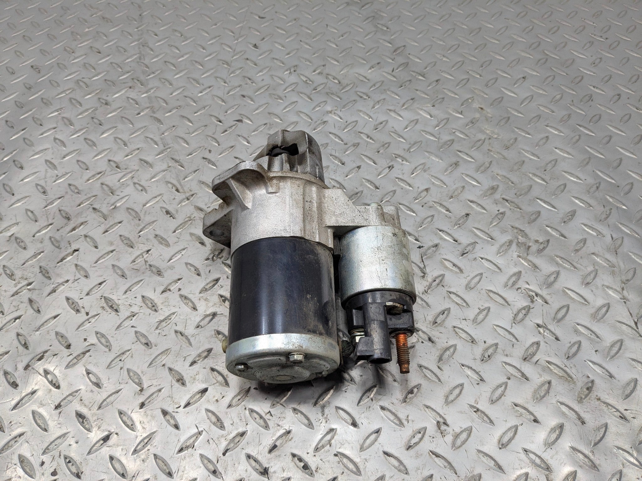 2005 - 2007 OEM CADILLAC CTS 2.8L ENGINE STARTER MOTOR ASSEMBLY