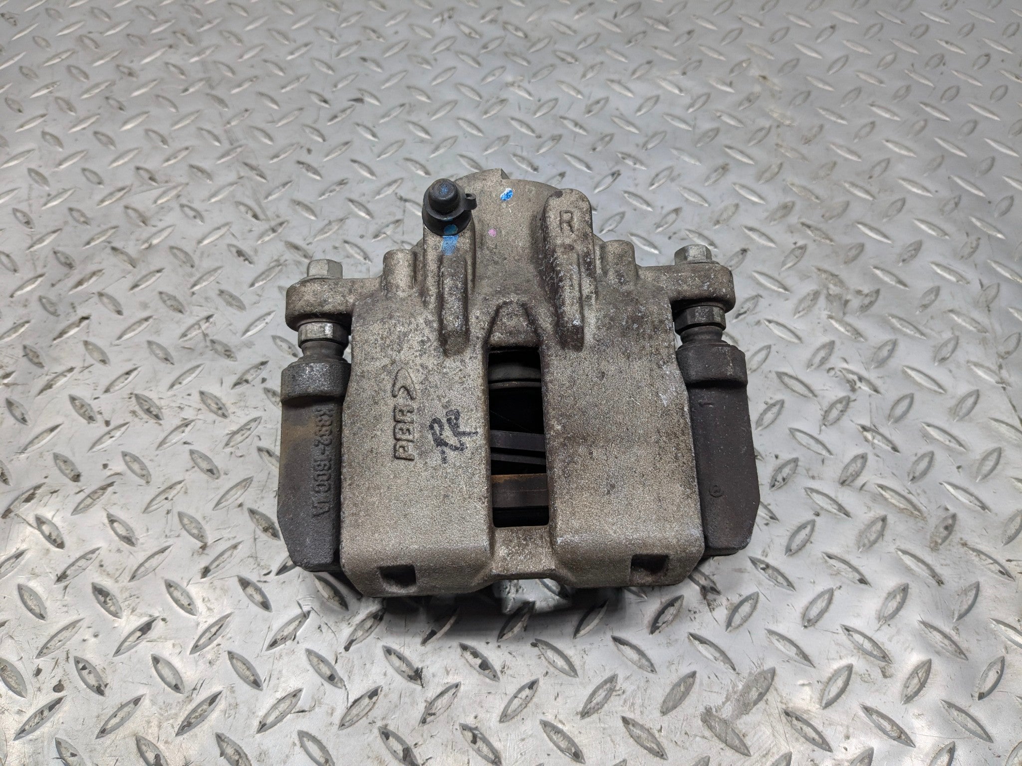2005 - 2007 OEM CADILLAC CTS REAR RIGHT PASSENGER SIDE BRAKE CALIPER ASSEMBLY