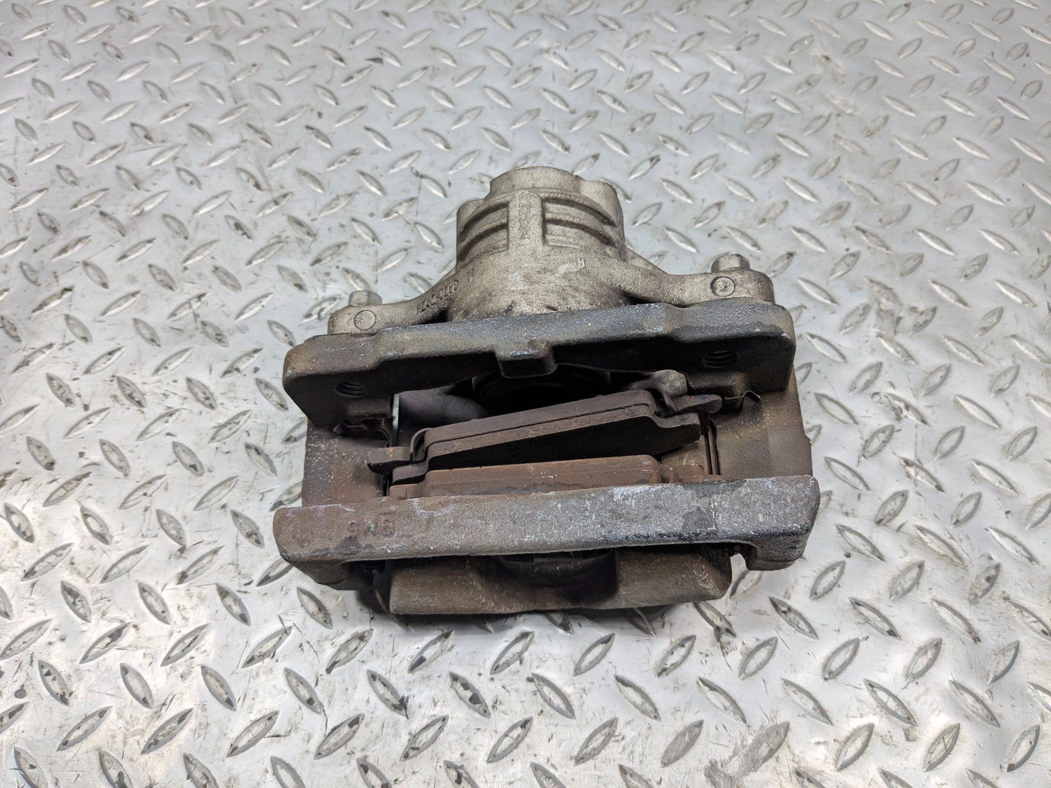 2005 - 2007 OEM CADILLAC CTS REAR RIGHT PASSENGER SIDE BRAKE CALIPER ASSEMBLY