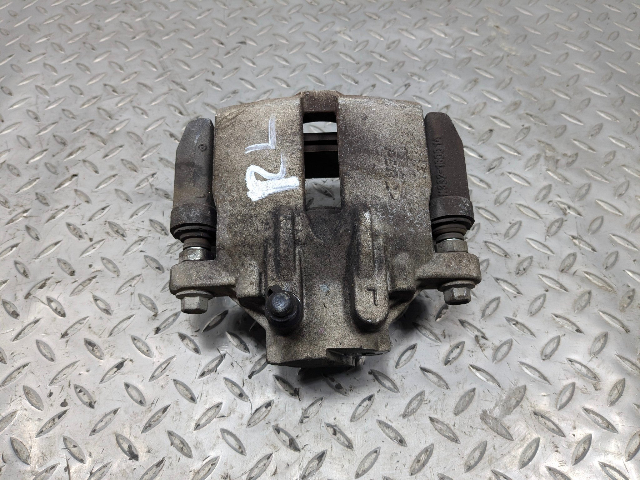 2005 - 2007 OEM CADILLAC CTS REAR LEFT DRIVER SIDE BRAKE CALIPER ASSEMBLY