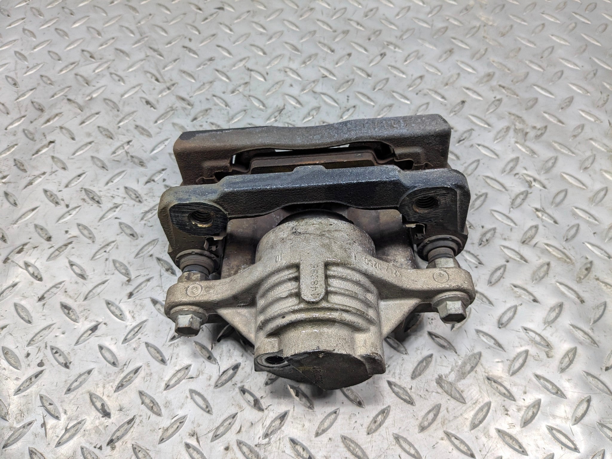 2005 - 2007 OEM CADILLAC CTS REAR LEFT DRIVER SIDE BRAKE CALIPER ASSEMBLY