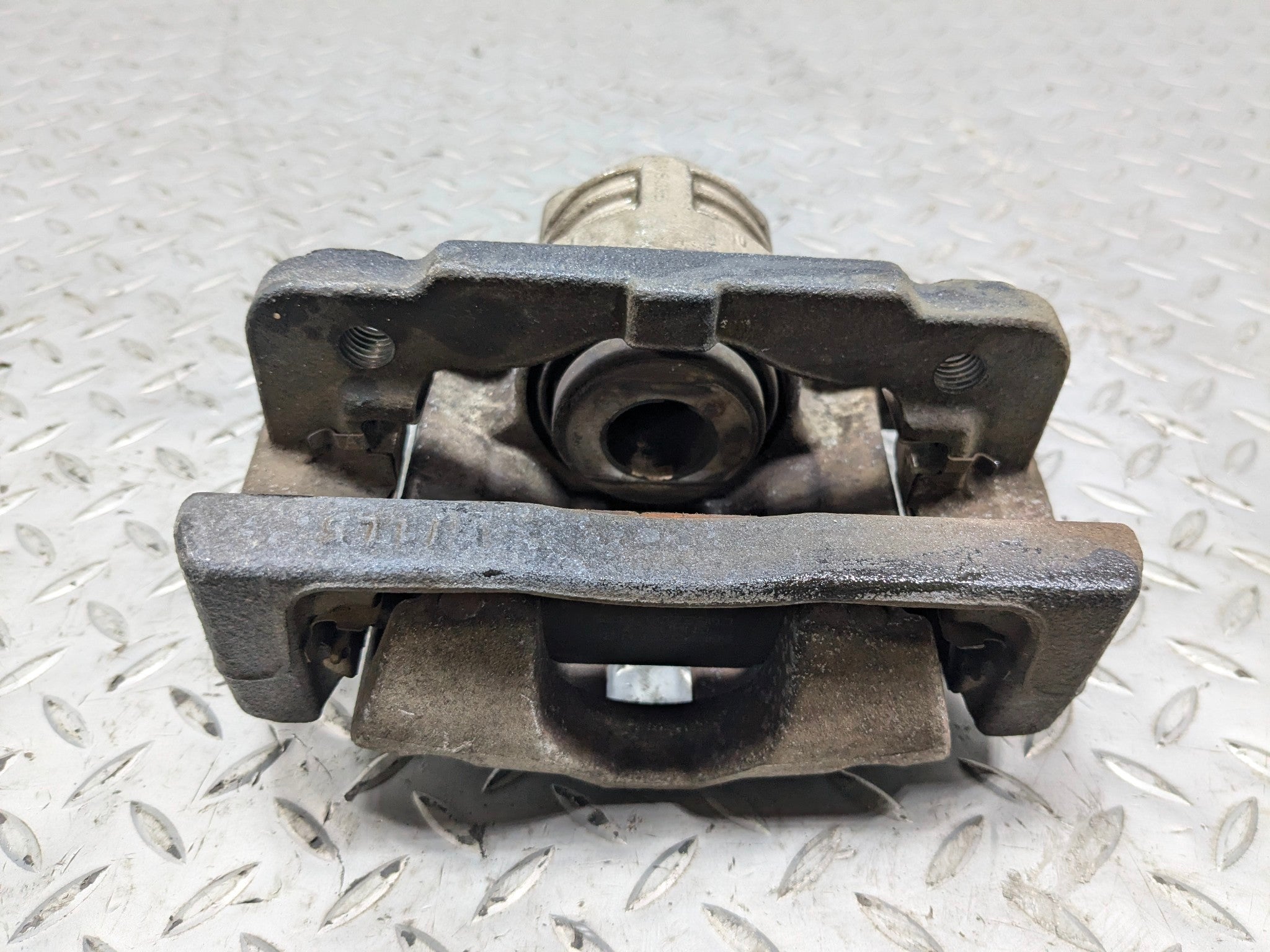 2005 - 2007 OEM CADILLAC CTS REAR LEFT DRIVER SIDE BRAKE CALIPER ASSEMBLY