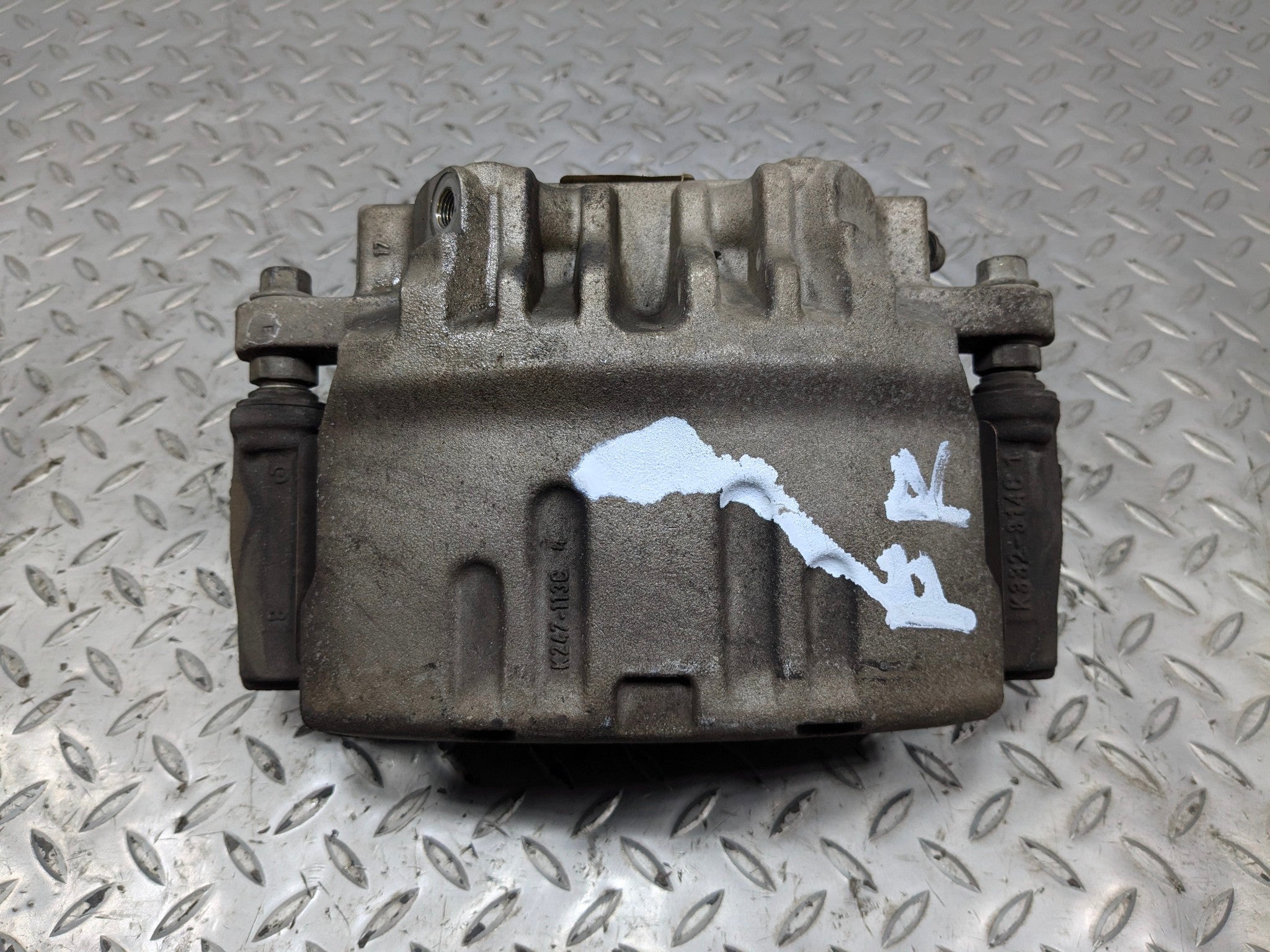 2005 - 2007 OEM CADILLAC CTS FRONT RIGHT PASSENGER SIDE BRAKE CALIPER ASSEMBLY