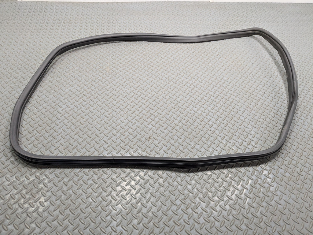 2005 - 2007 OEM CADILLAC CTS FRONT LEFT SIDE DOOR SEAL WEATHER STRIPPING RUBBER