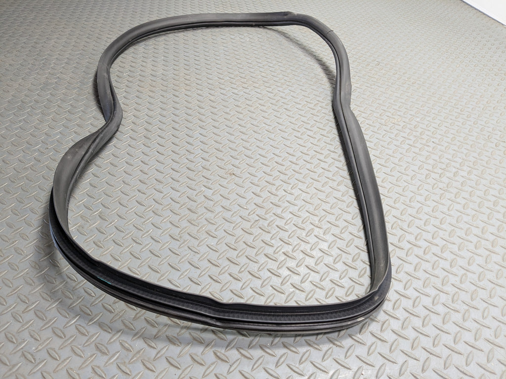 2005 - 2007 OEM CADILLAC CTS REAR LEFT SIDE DOOR SEAL WEATHER STRIPPING RUBBER