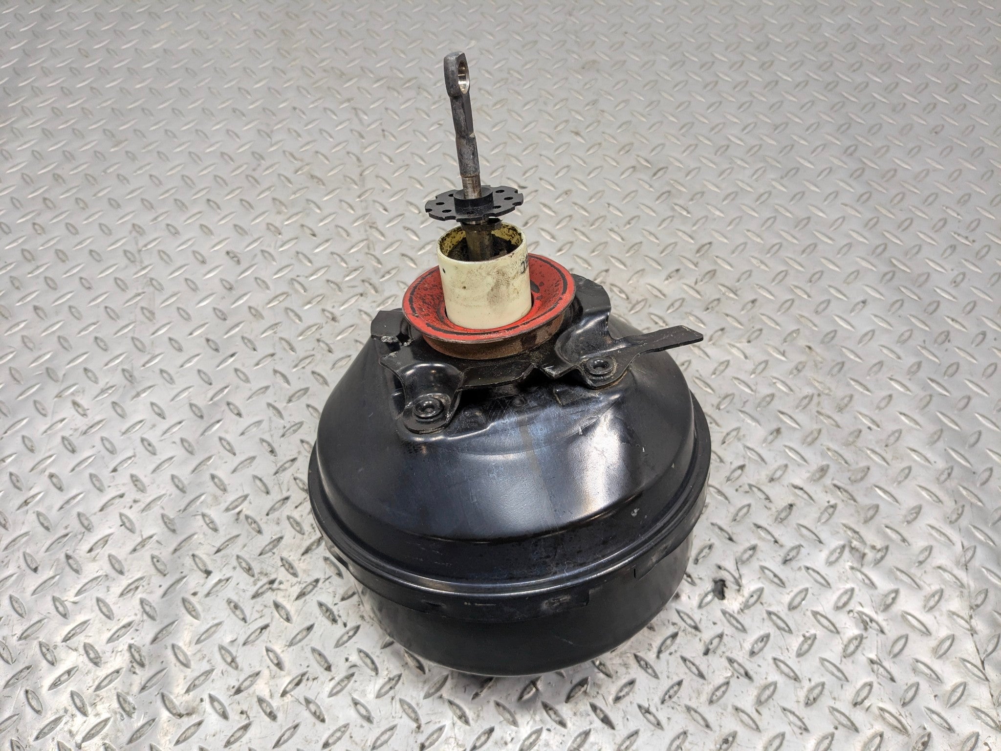 2005 - 2007 OEM CADILLAC CTS POWER BRAKE BOOSTER WITHOUT MASTER CYLINDER
