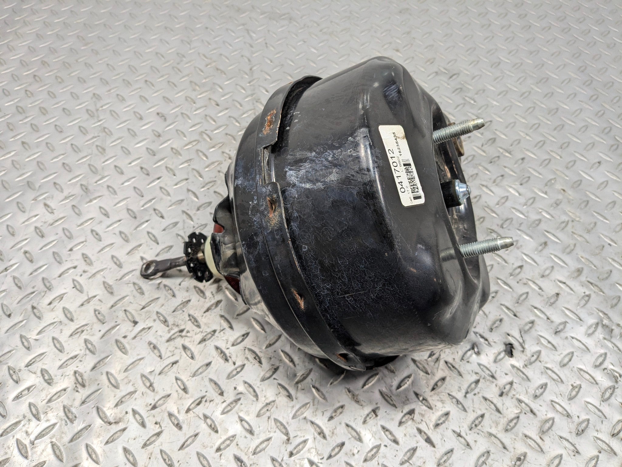 2005 - 2007 OEM CADILLAC CTS POWER BRAKE BOOSTER WITHOUT MASTER CYLINDER