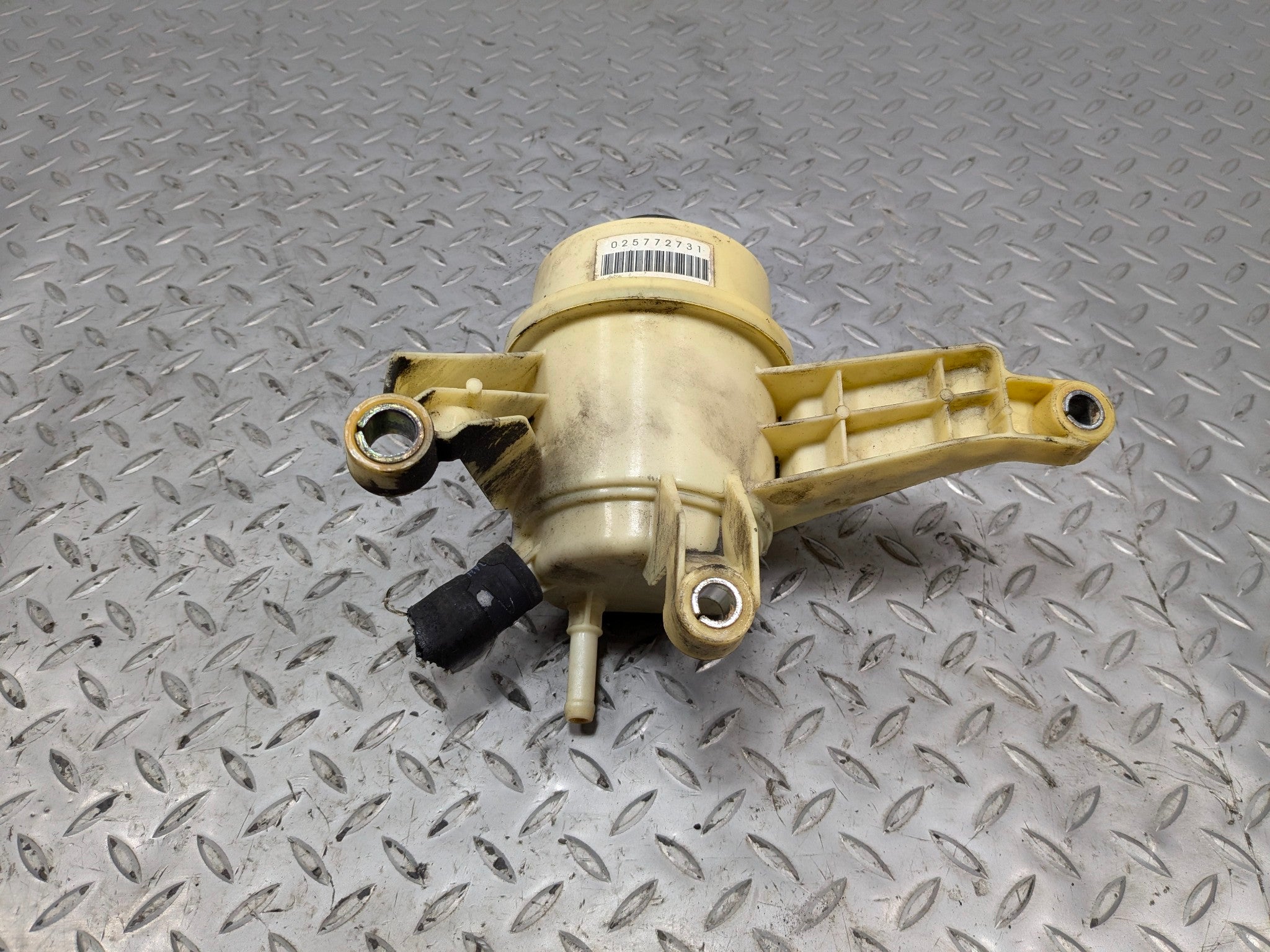 2005 - 2007 OEM CADILLAC CTS POWER STEERING FLUID RESERVOIR BOTTLE TANK