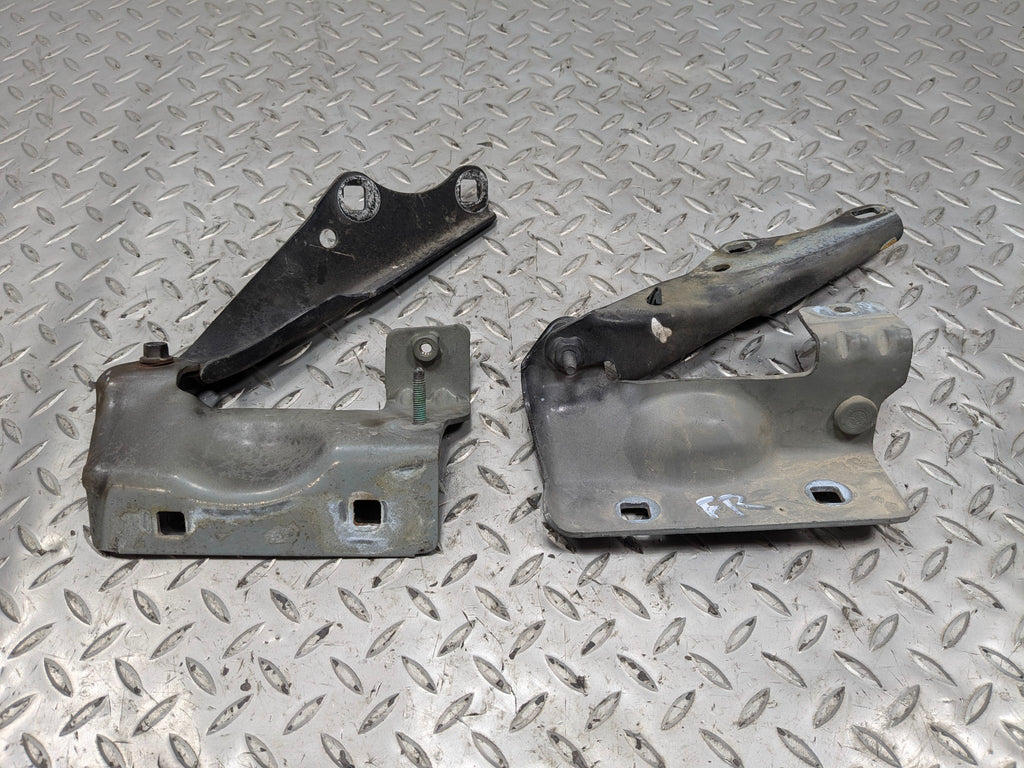 2005 - 2007 OEM CADILLAC CTS FRONT LEFT AND RIGHT SIDE HOOD HINGE SET OF 2