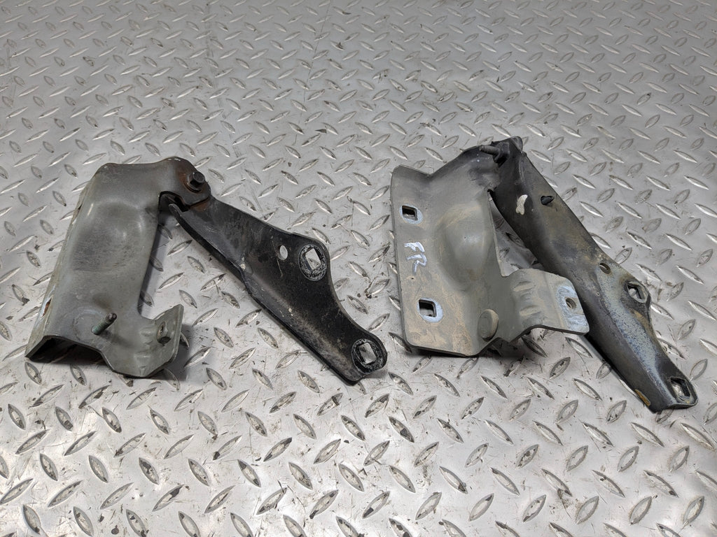 2005 - 2007 OEM CADILLAC CTS FRONT LEFT AND RIGHT SIDE HOOD HINGE SET OF 2