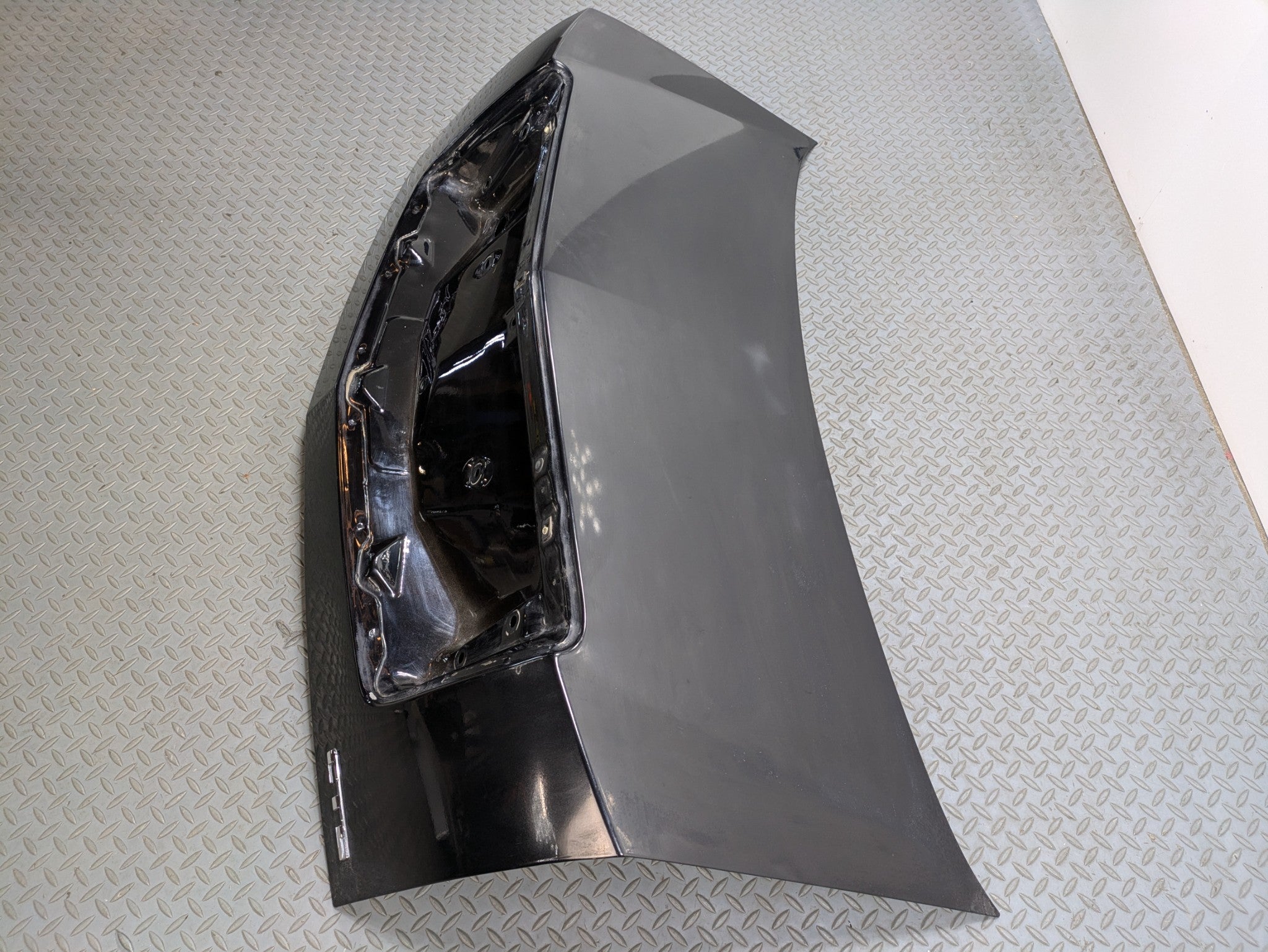 2005 - 2007 OEM CADILLAC CTS REAR TRUNK DOOR DECKLID SHELL PANEL BLACK