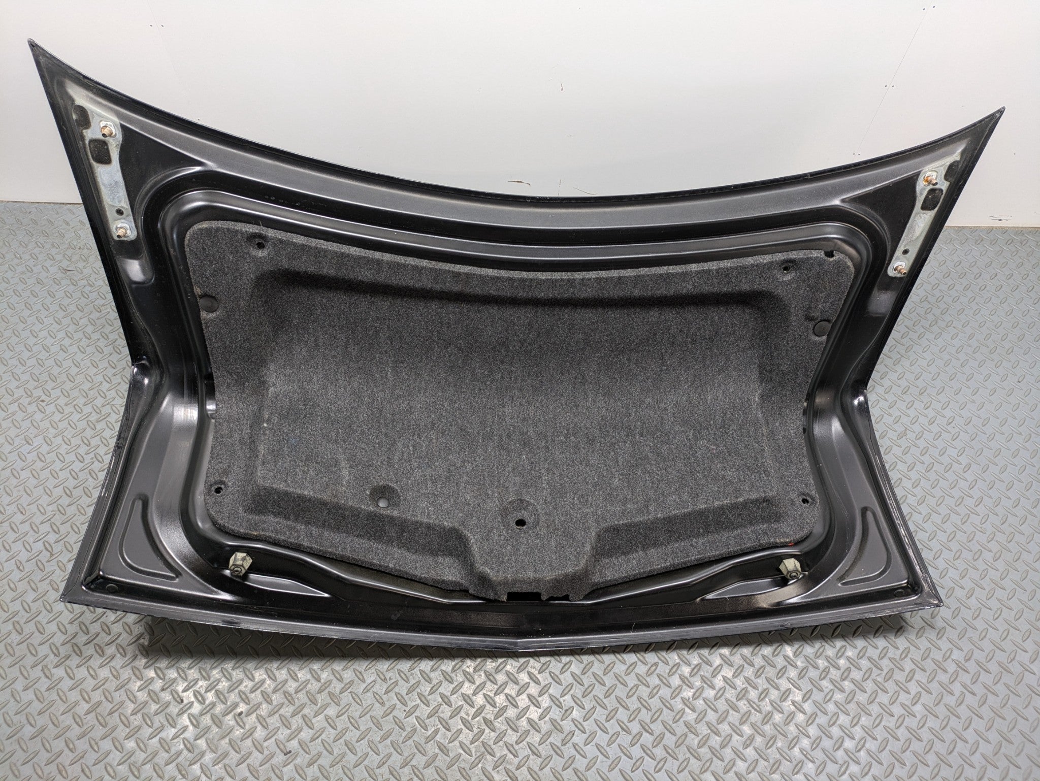 2005 - 2007 OEM CADILLAC CTS REAR TRUNK DOOR DECKLID SHELL PANEL BLACK