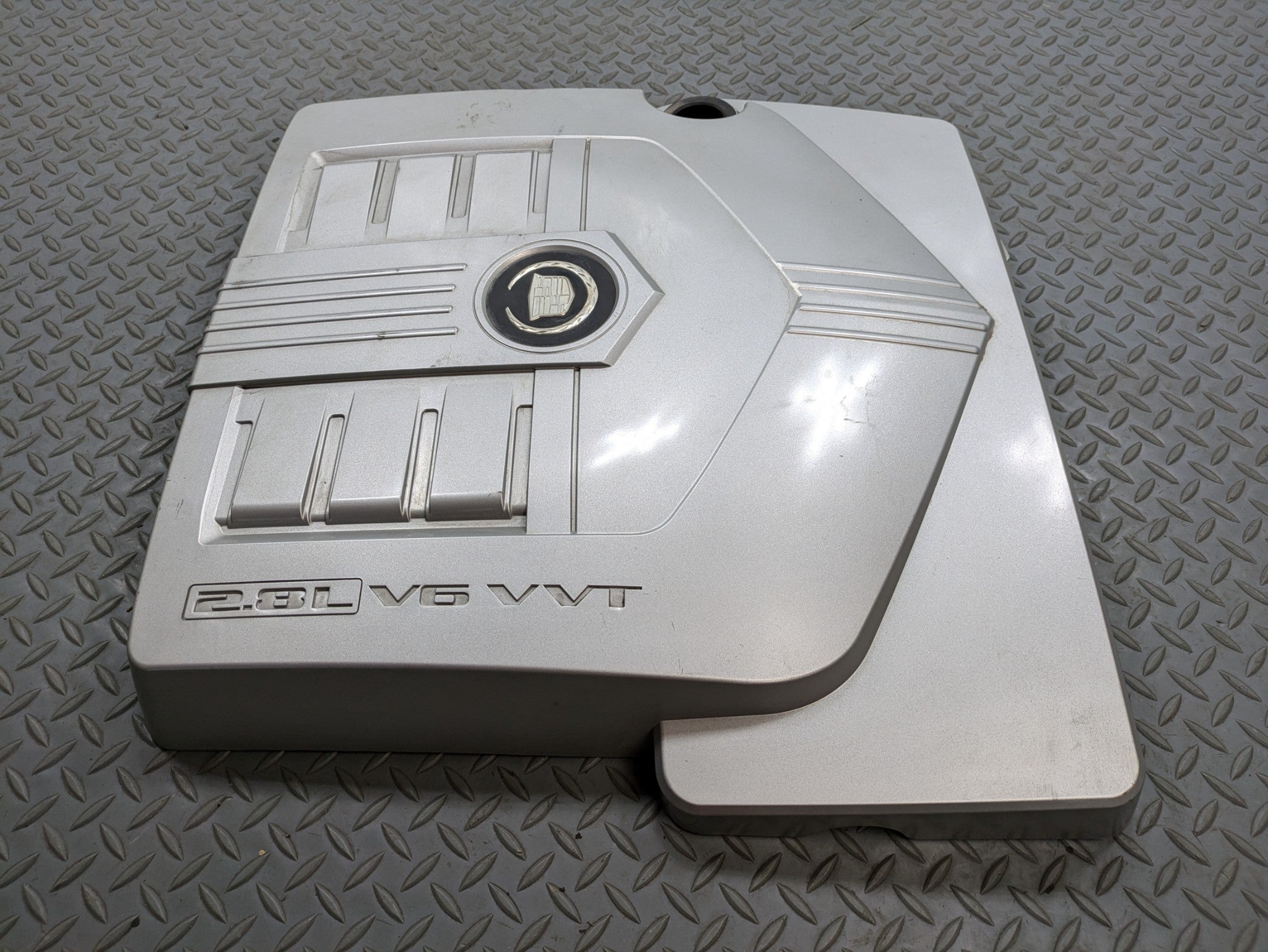 2005 - 2007 OEM CADILLAC CTS ENGINE COVER SHIELD TRIM PANEL GUARD 2.8L