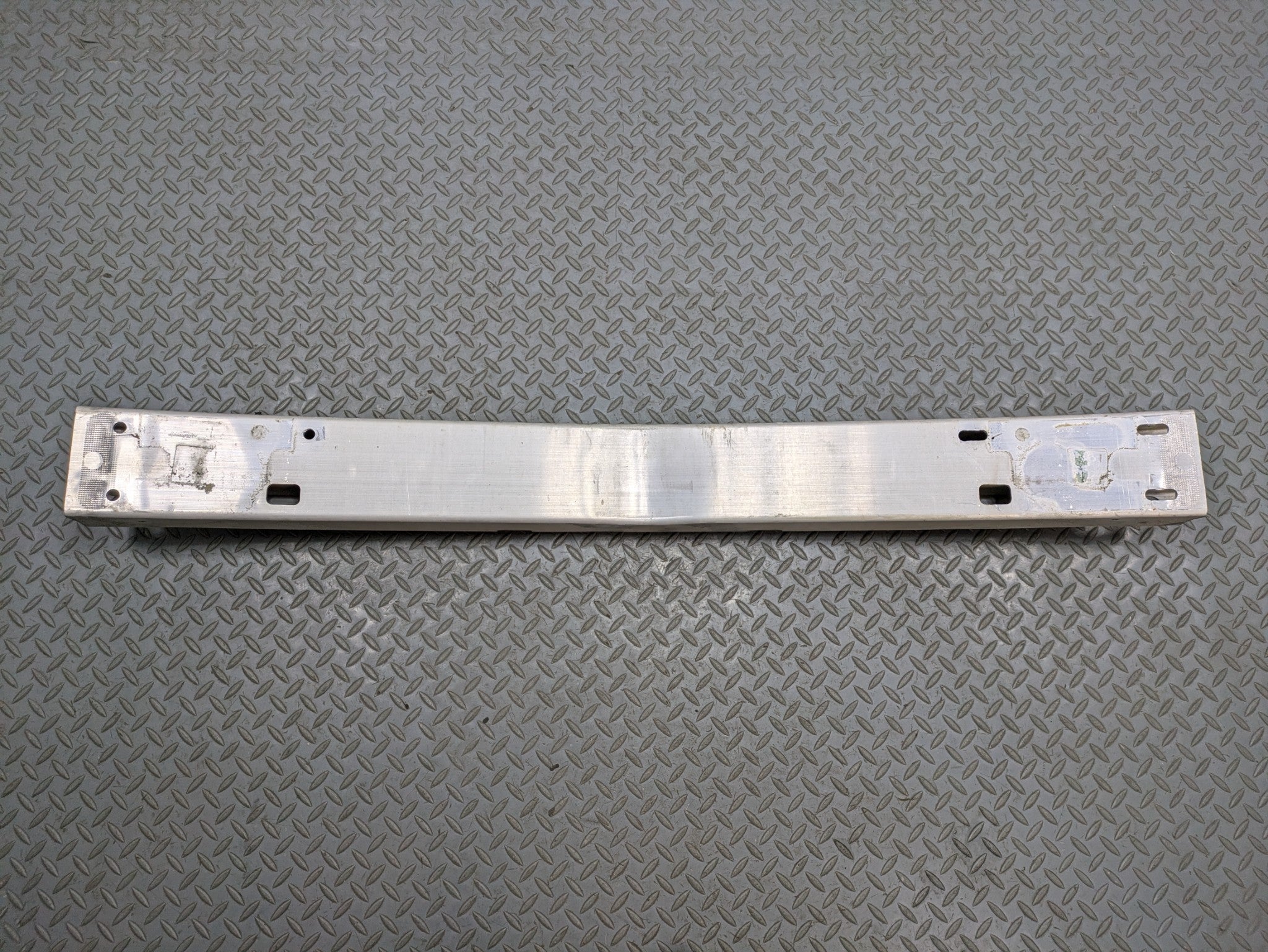 2005 - 2007 OEM CADILLAC CTS FRONT BUMPER REINFORCEMENT IMPACT BAR