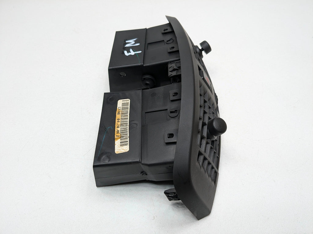 2005 - 2007 OEM CADILLAC CTS FRONT CENTER CONSOLE AC HEATER AIR VENT ASSEMBLY