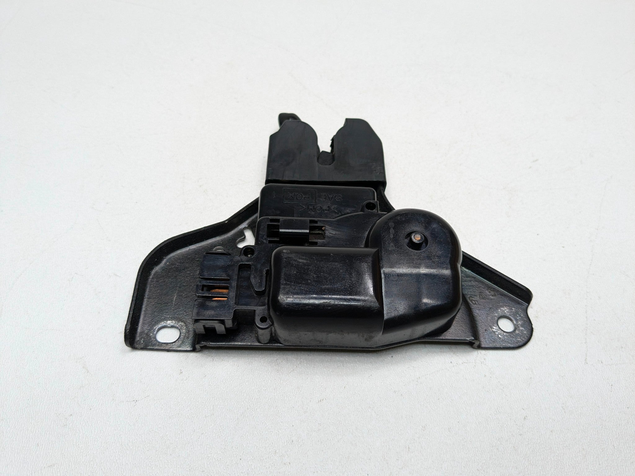 2005 - 2007 OEM CADILLAC CTS REAR TRUNK HATCH LID LATCH LOCK RELEASE ACTUATOR